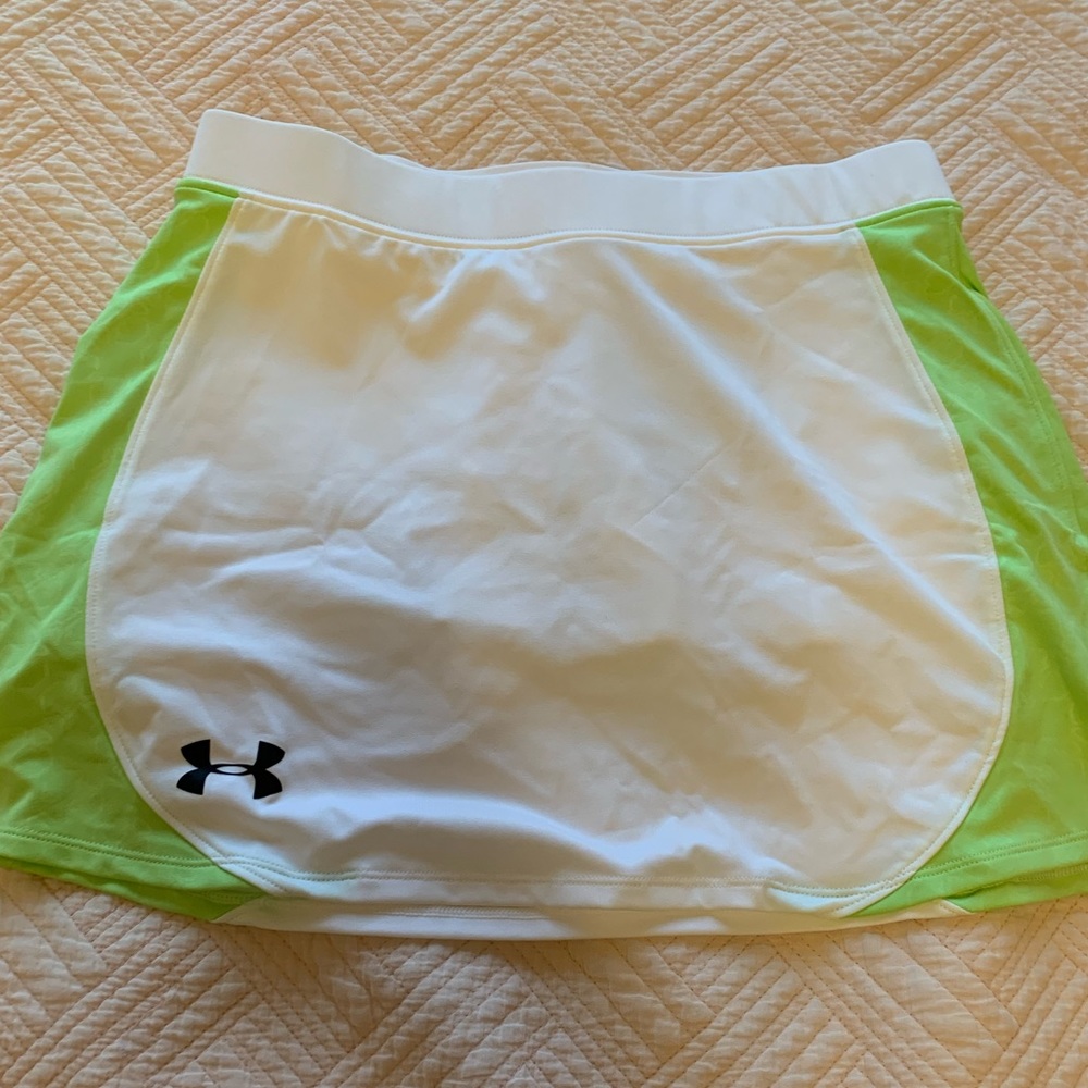 BNWT Under Armour Tennis/Golf Workout Gym Skirt Size Small
